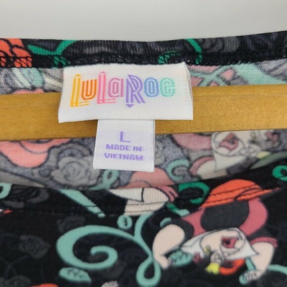 New Lularoe Queen of Hearts Irma Top Womens Large Disney T-Shirt - Picture 3 of 6